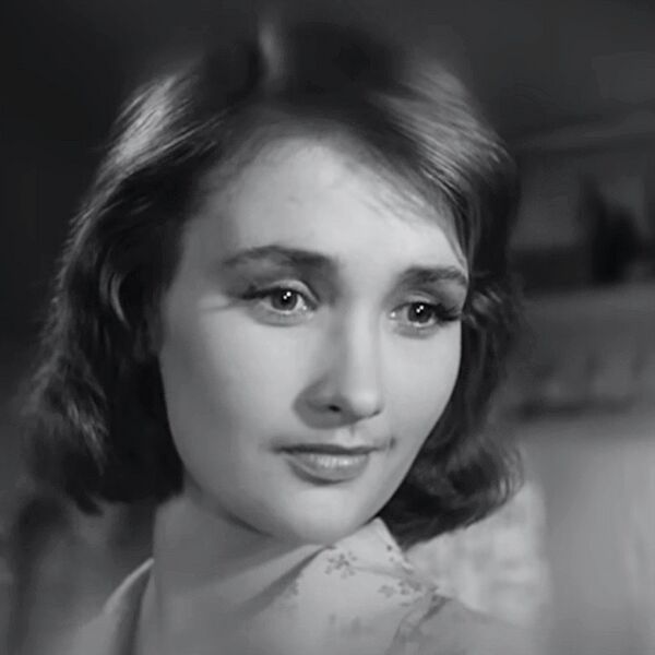 Файл:Ирина Жена Соколова (Шолохов).jpg